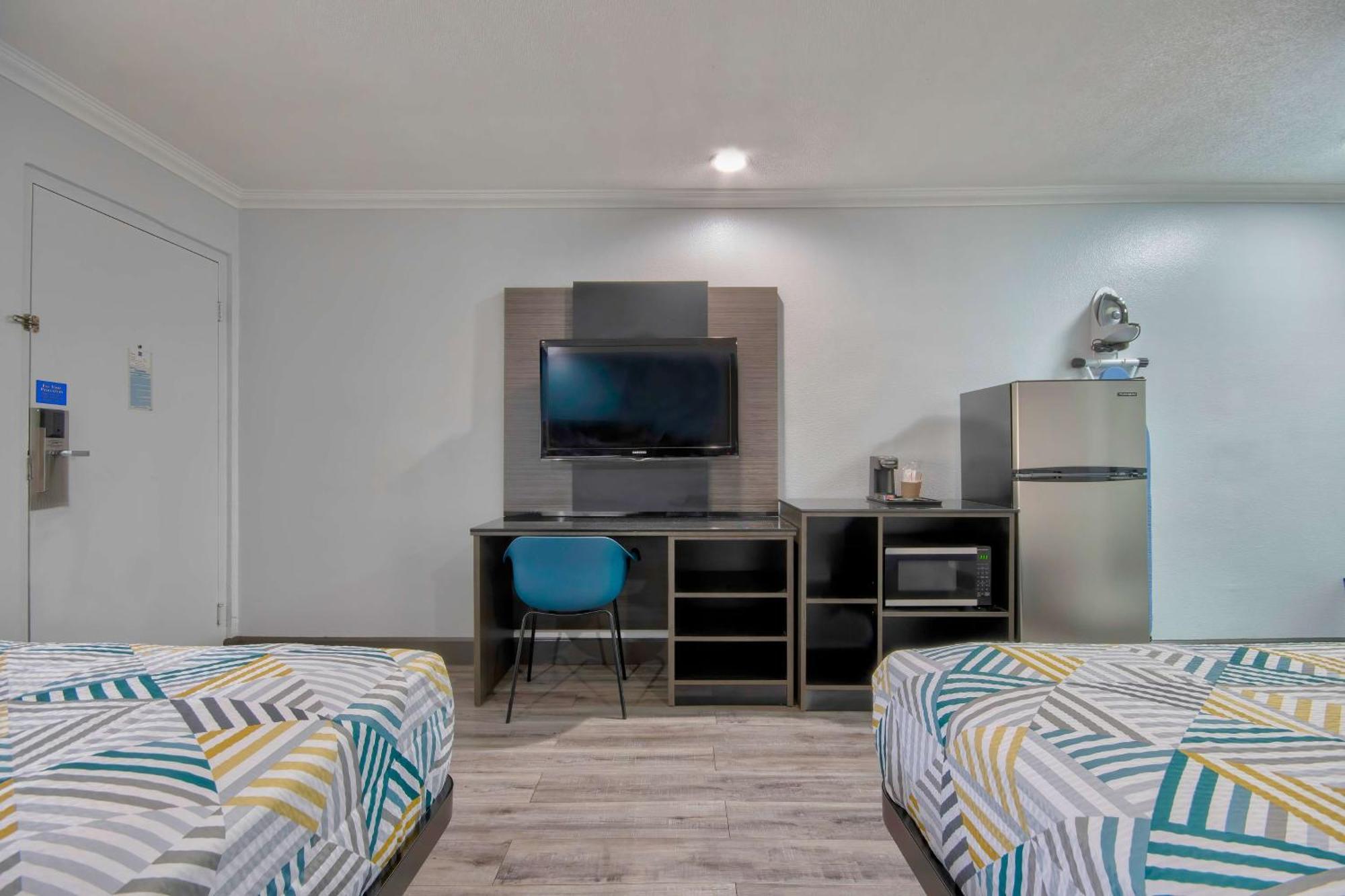 Studio 6 Suites San Bernardino, Ca Экстерьер фото