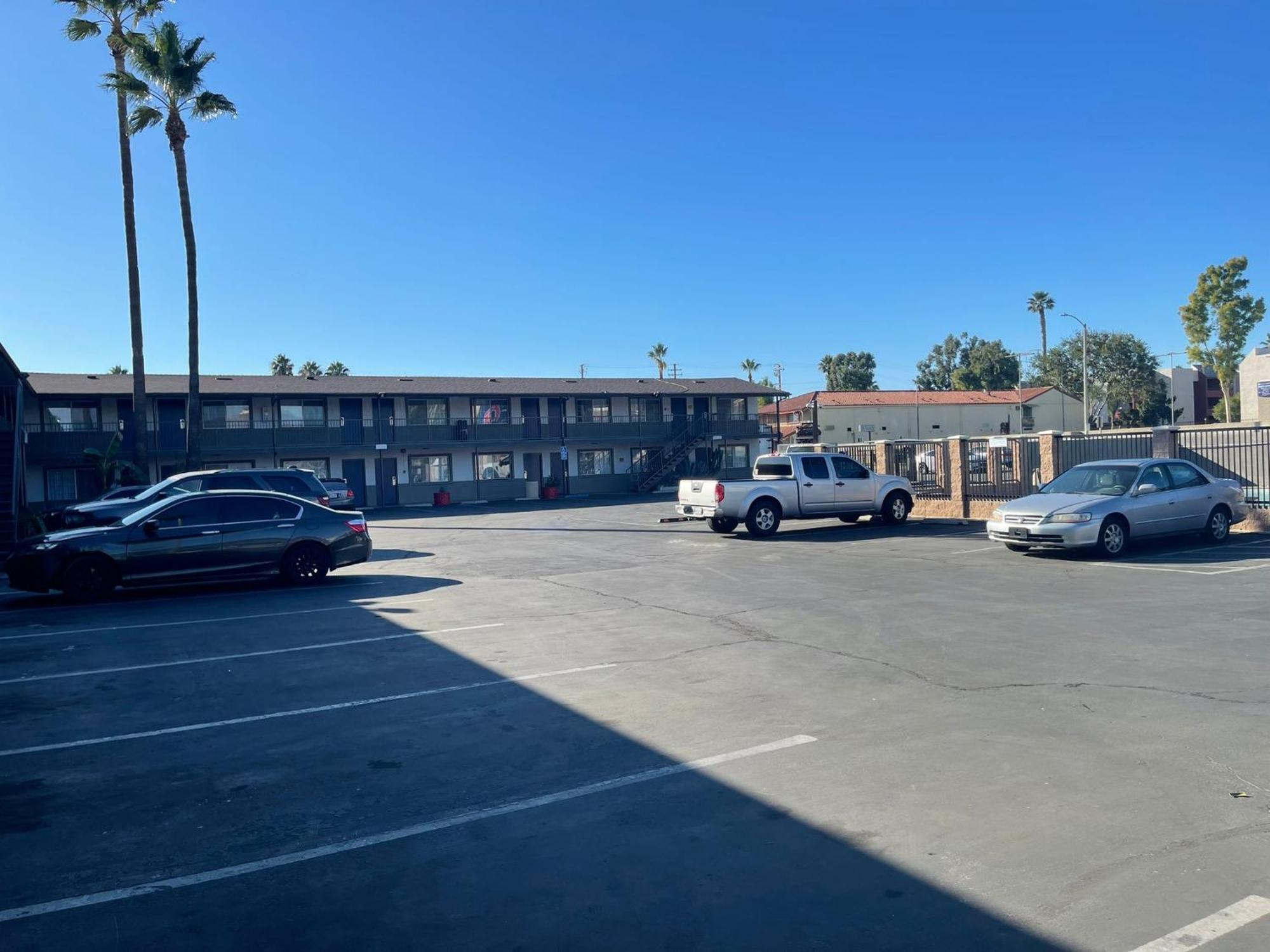 Studio 6 Suites San Bernardino, Ca Экстерьер фото