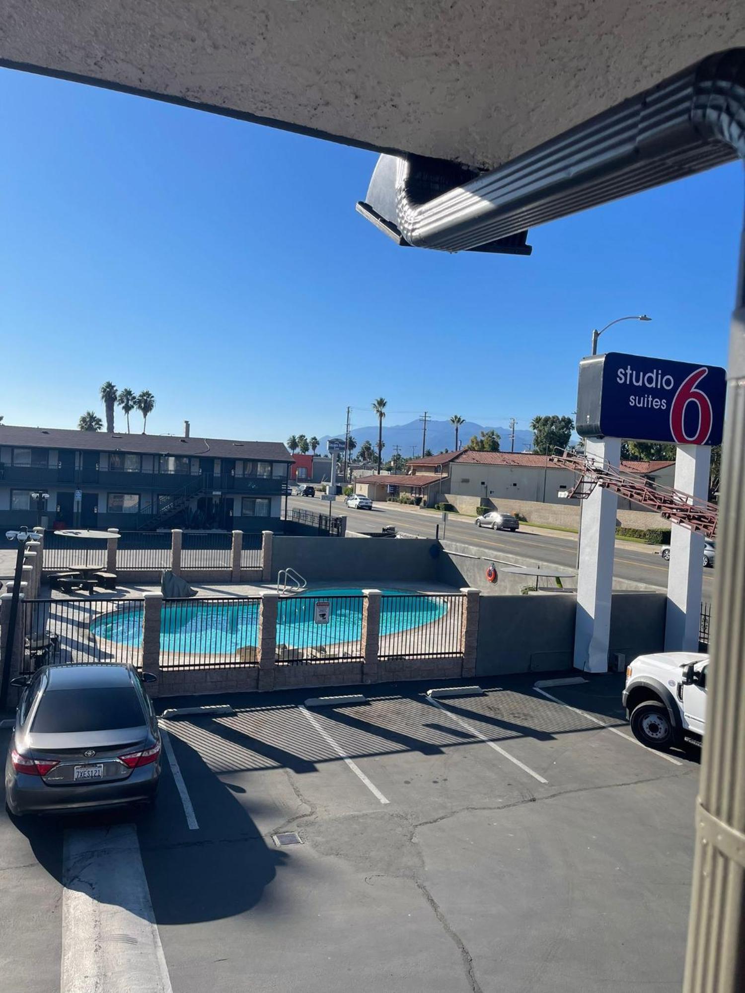 Studio 6 Suites San Bernardino, Ca Экстерьер фото