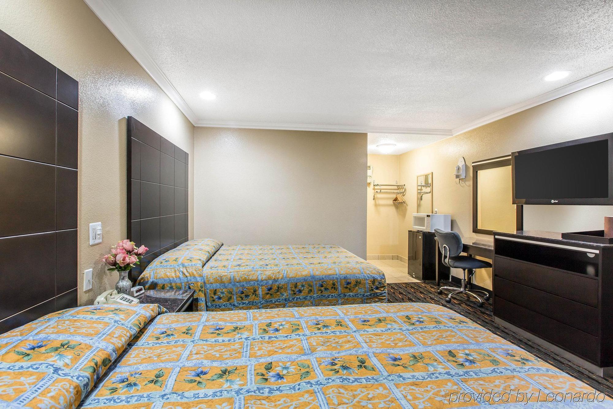Studio 6 Suites San Bernardino, Ca Экстерьер фото